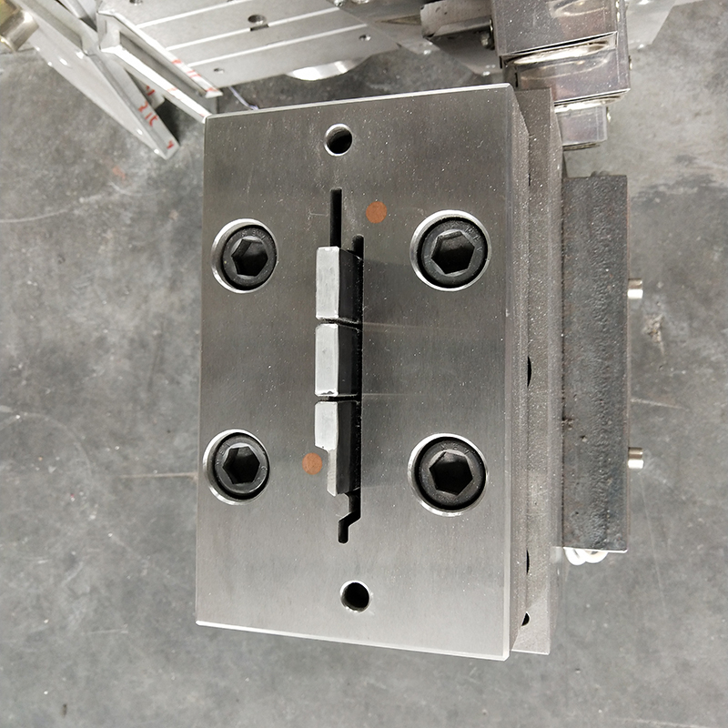 直埋波紋補(bǔ)償器三